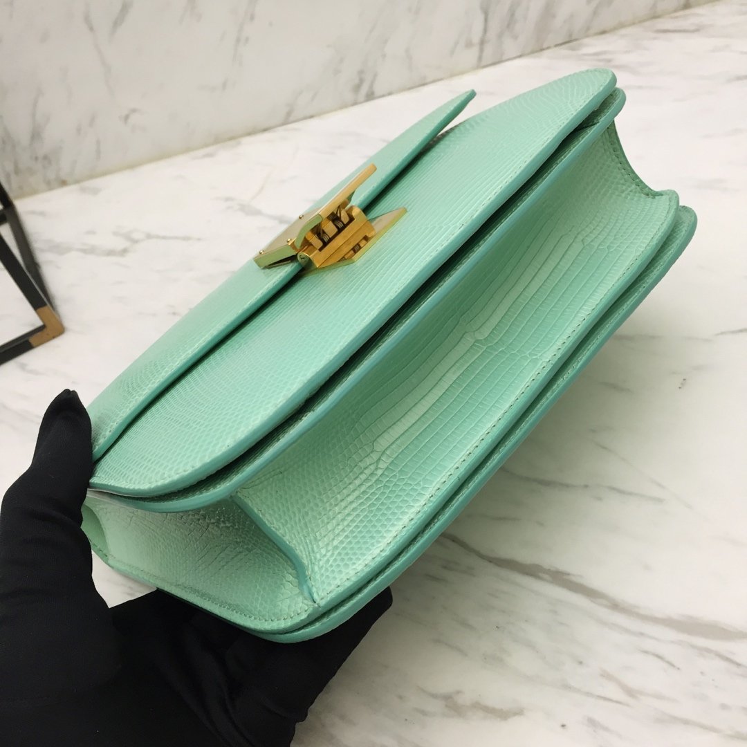 1531893840_270258630_3