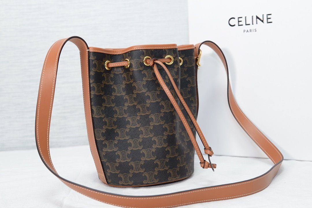 1573279859_878594866_2