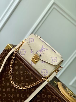 Beige Purple_001 Beige Purple 001