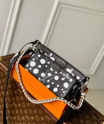 LV Crafty Black and White