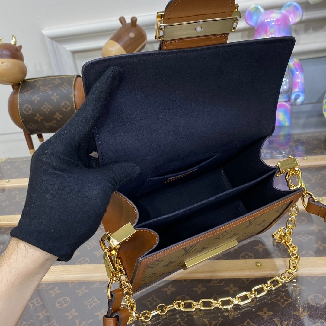 Dauphine Monogram_009