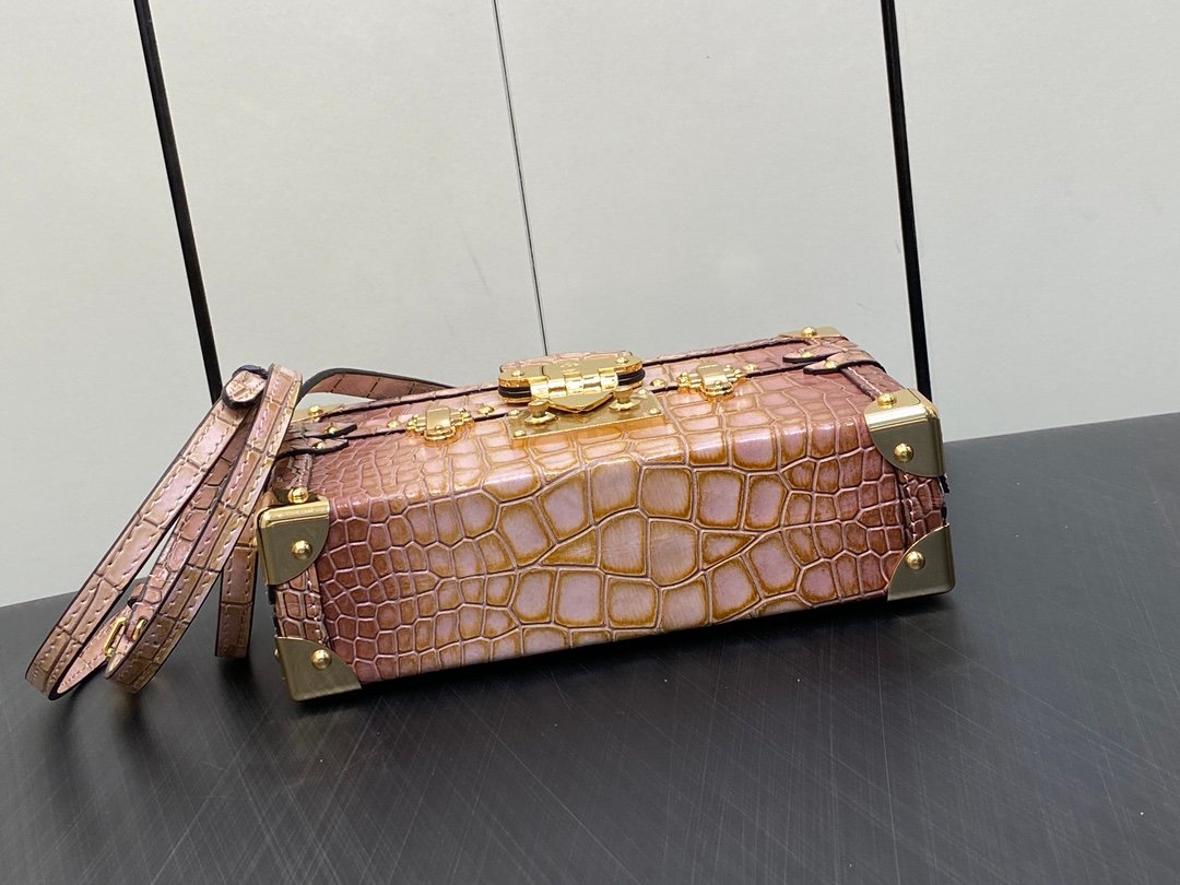 Exclusive Croco New_005