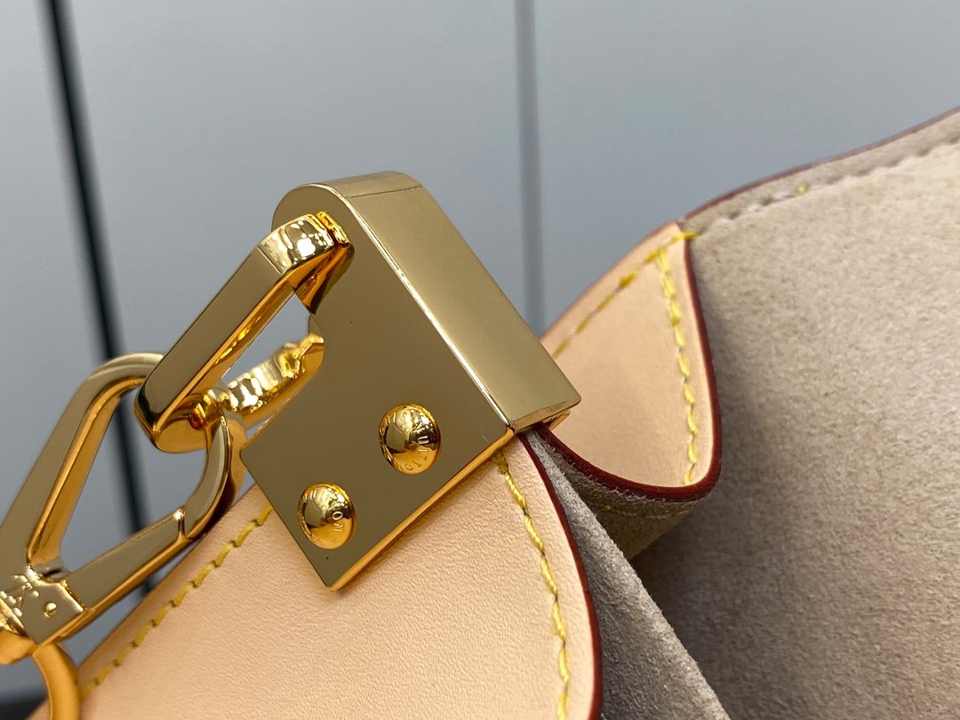 Golden Exclusive_009