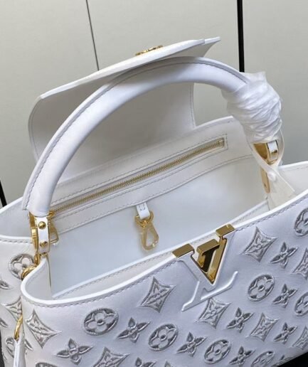 LV Capucines Grey MM
