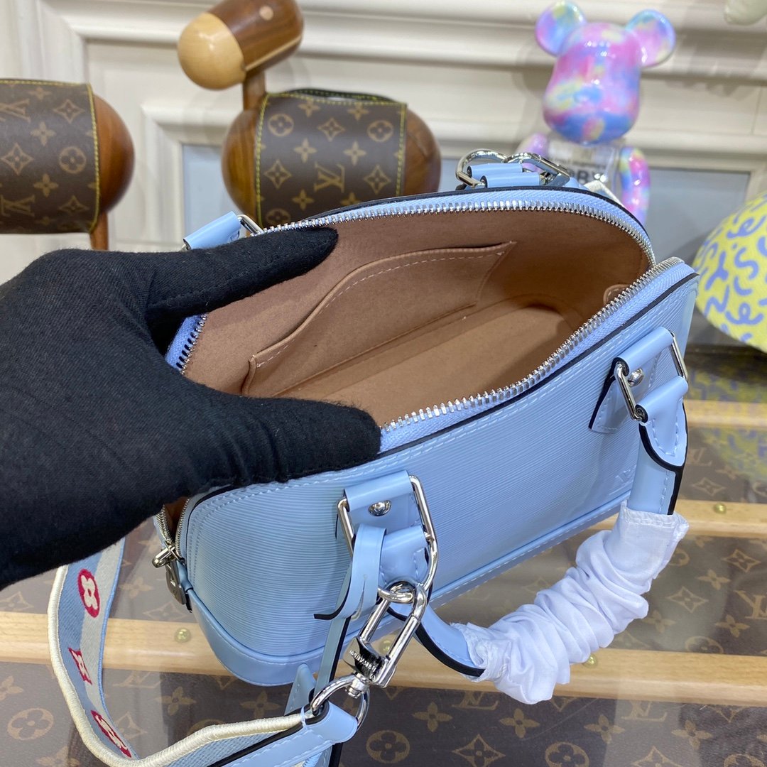 LV Alma Mint Blue 9