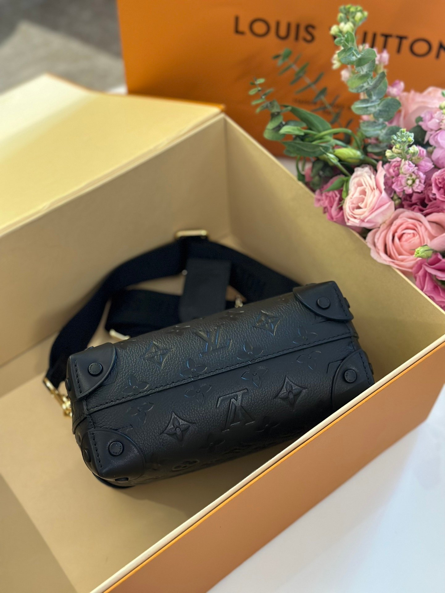 Petite Malle Souple Black Full_004