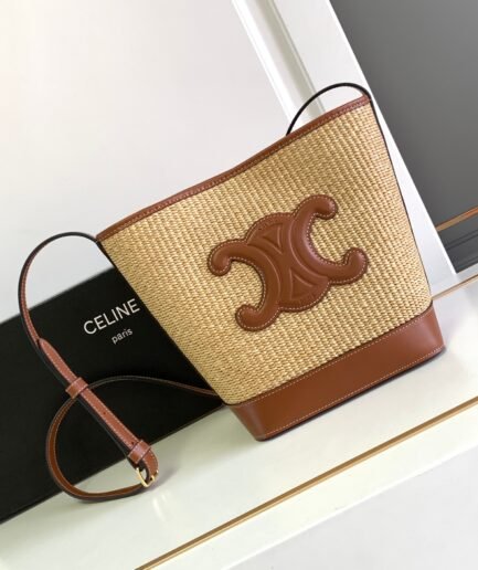 Celine Cuir Triomphe One