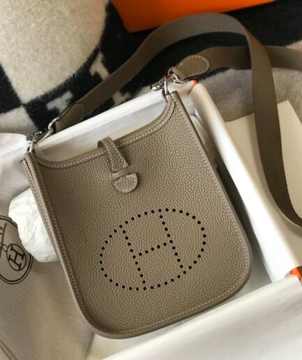 Hermes Mini Evelyne Togo - Vert de Gris - 17cm