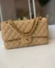 Chanel Classic Medium Flap Caviar - Nude GHW - A01112 - 25cm 1 i1625421295 9556 0