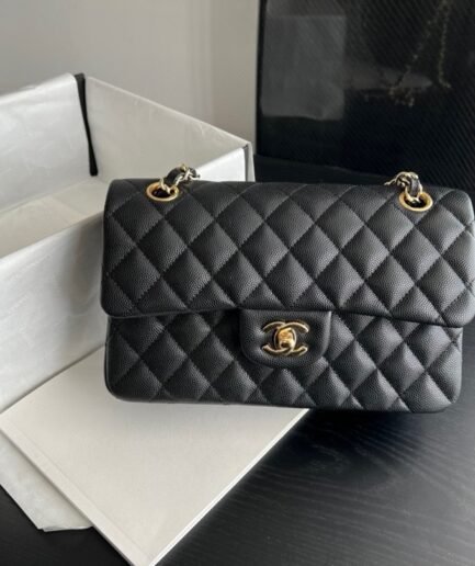 Chanel Small Flap Caviar - Black GHW - A01113 - 23cm