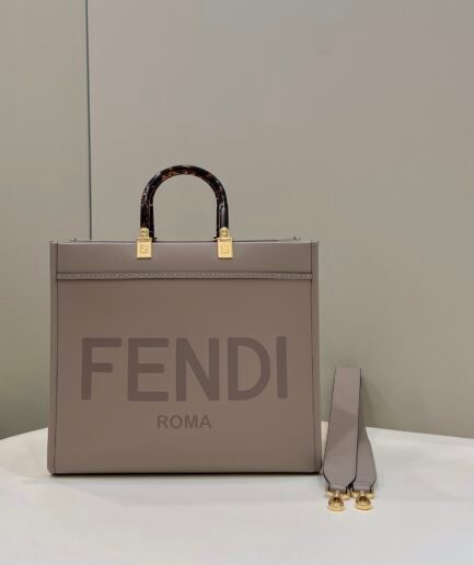 Fendi Fendi Tote