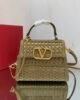 Valentino VV Bucket Gold 1 i1671894142 595 0