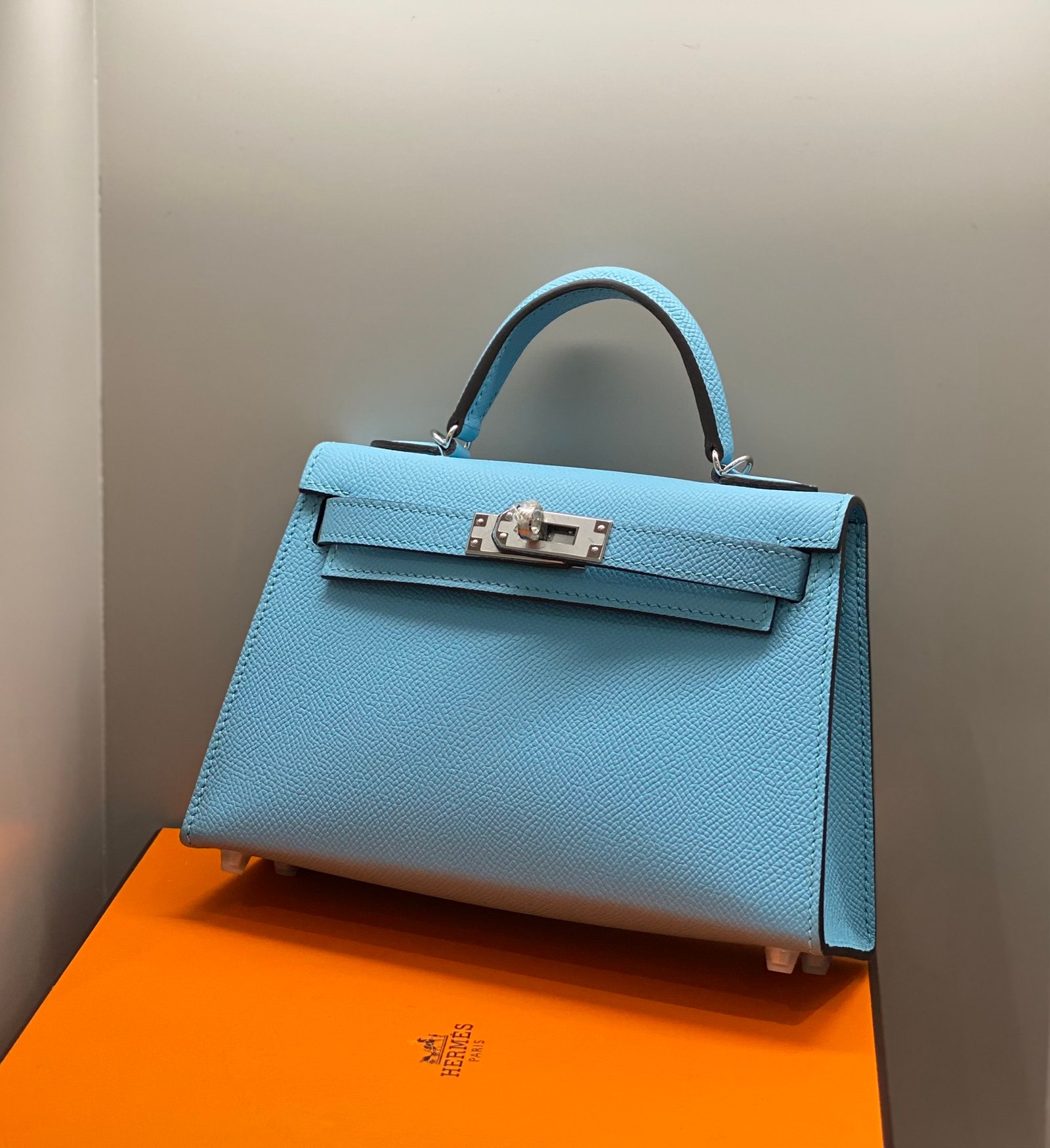 i1684993885_1989_0 i1684993885 1989 0