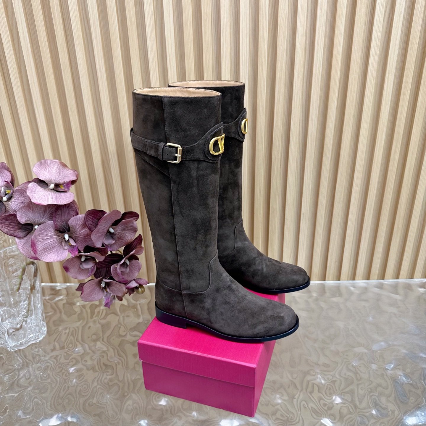 valentino (5) valentino 5